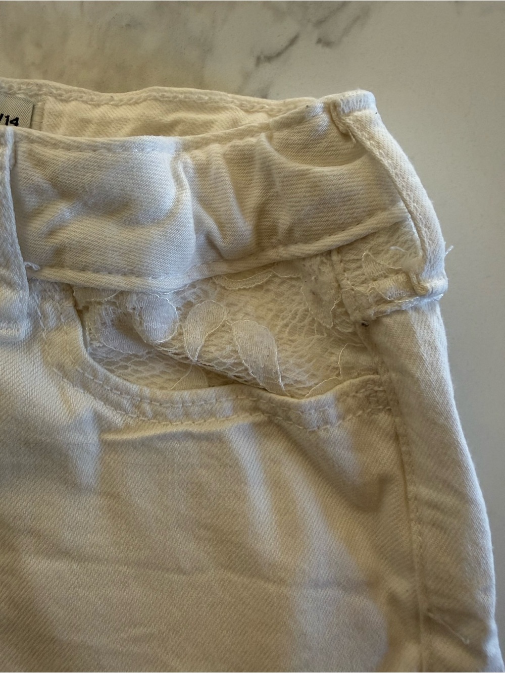 abercrombie kids White Cotton Shorts - Picture 2 of 5